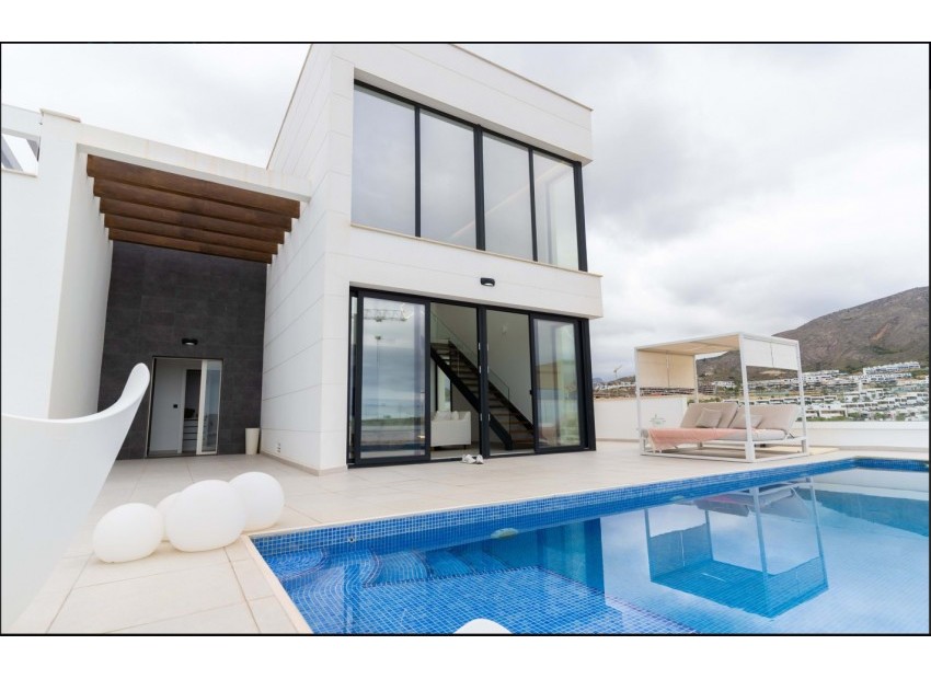Alquiler a largo plazo - Villa -
Finestrat