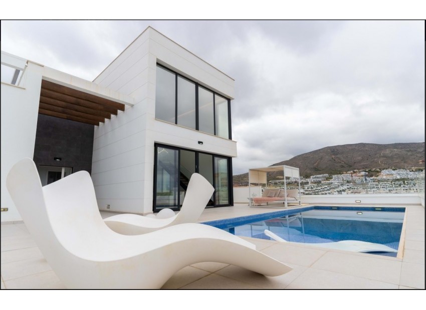 Alquiler a largo plazo - Villa -
Finestrat