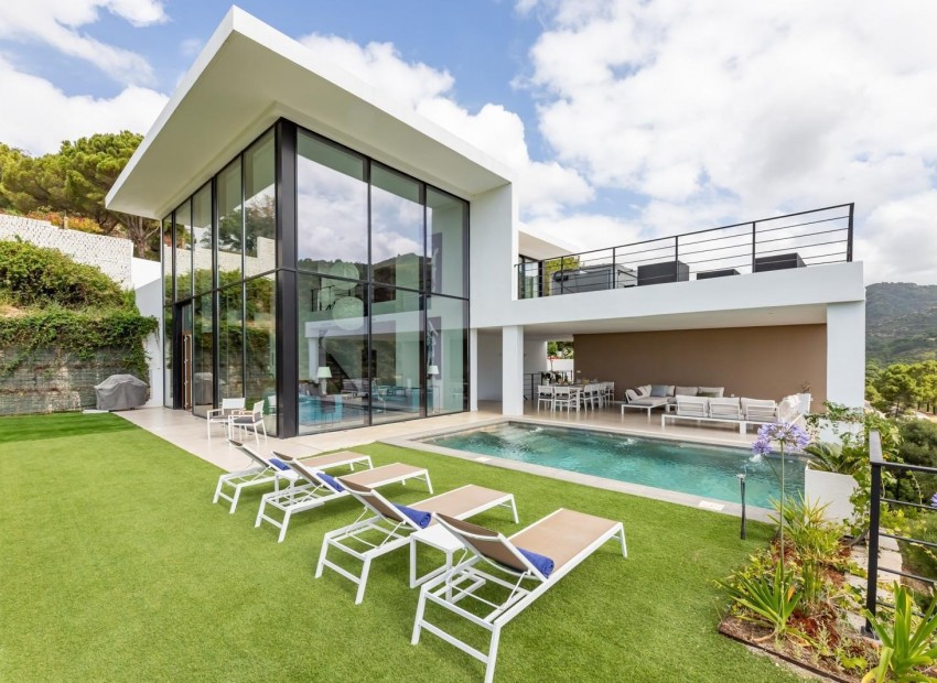 Alquiler a largo plazo - Villa -
Marbella