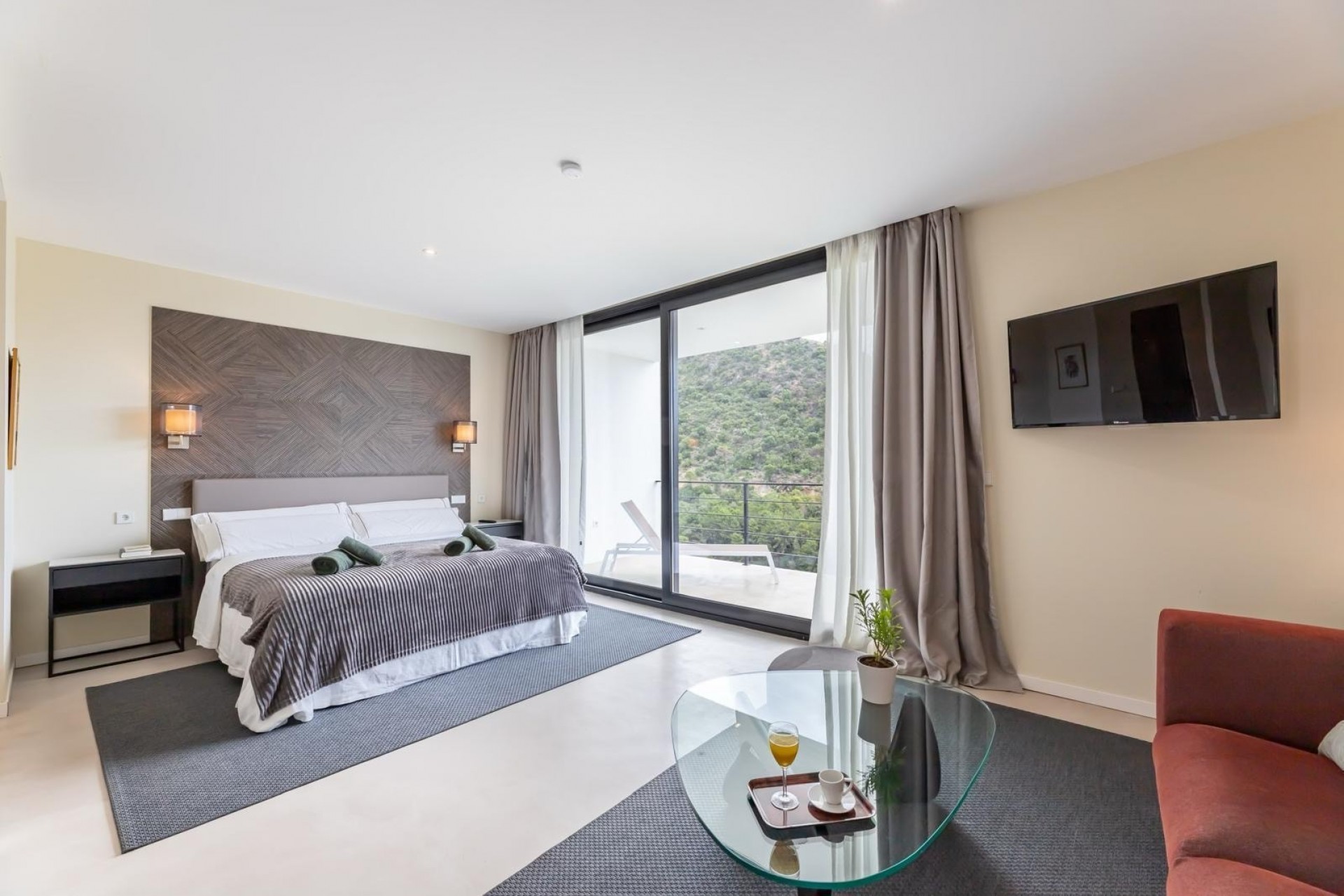 Alquiler a largo plazo - Villa -
Marbella