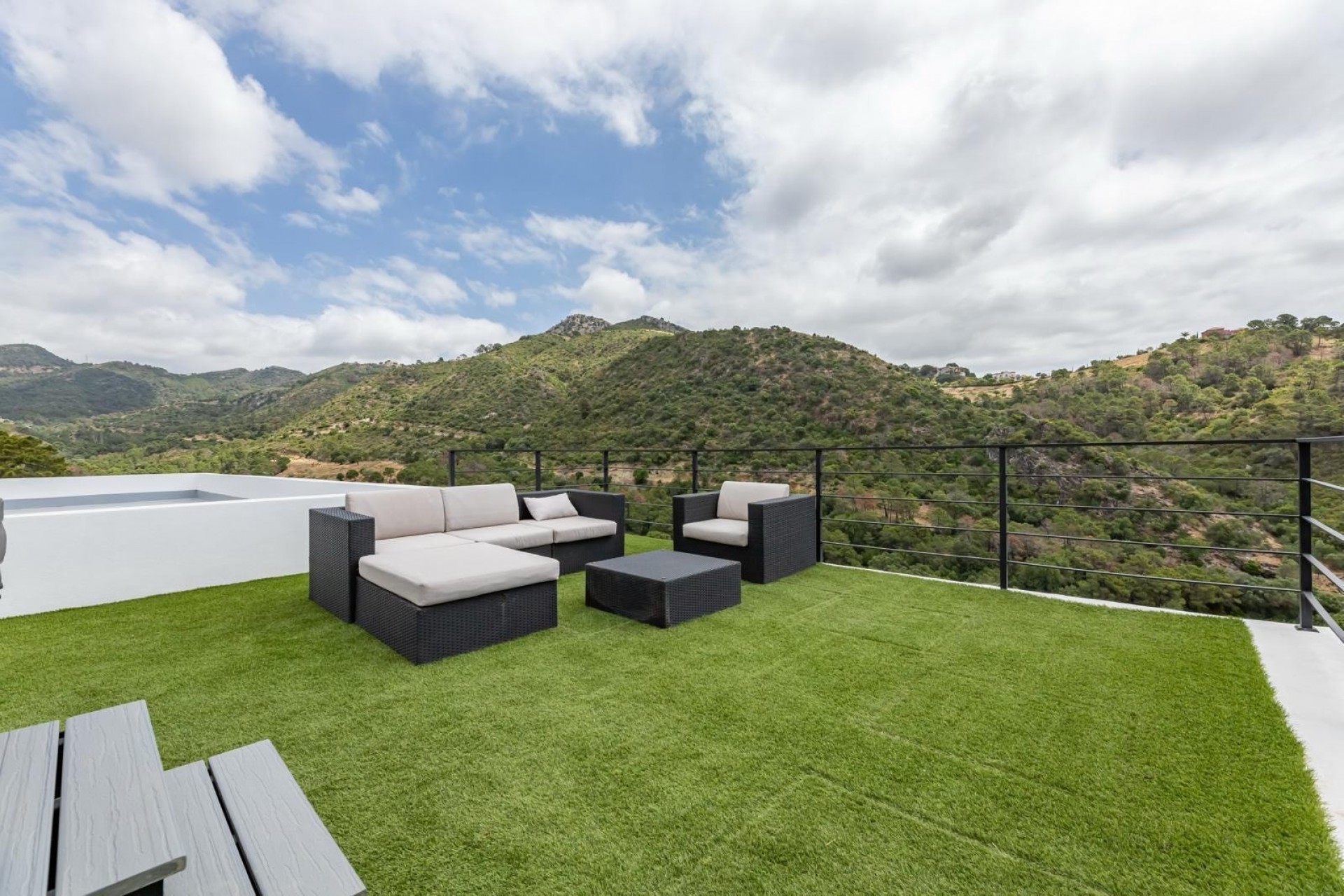 Alquiler a largo plazo - Villa -
Marbella