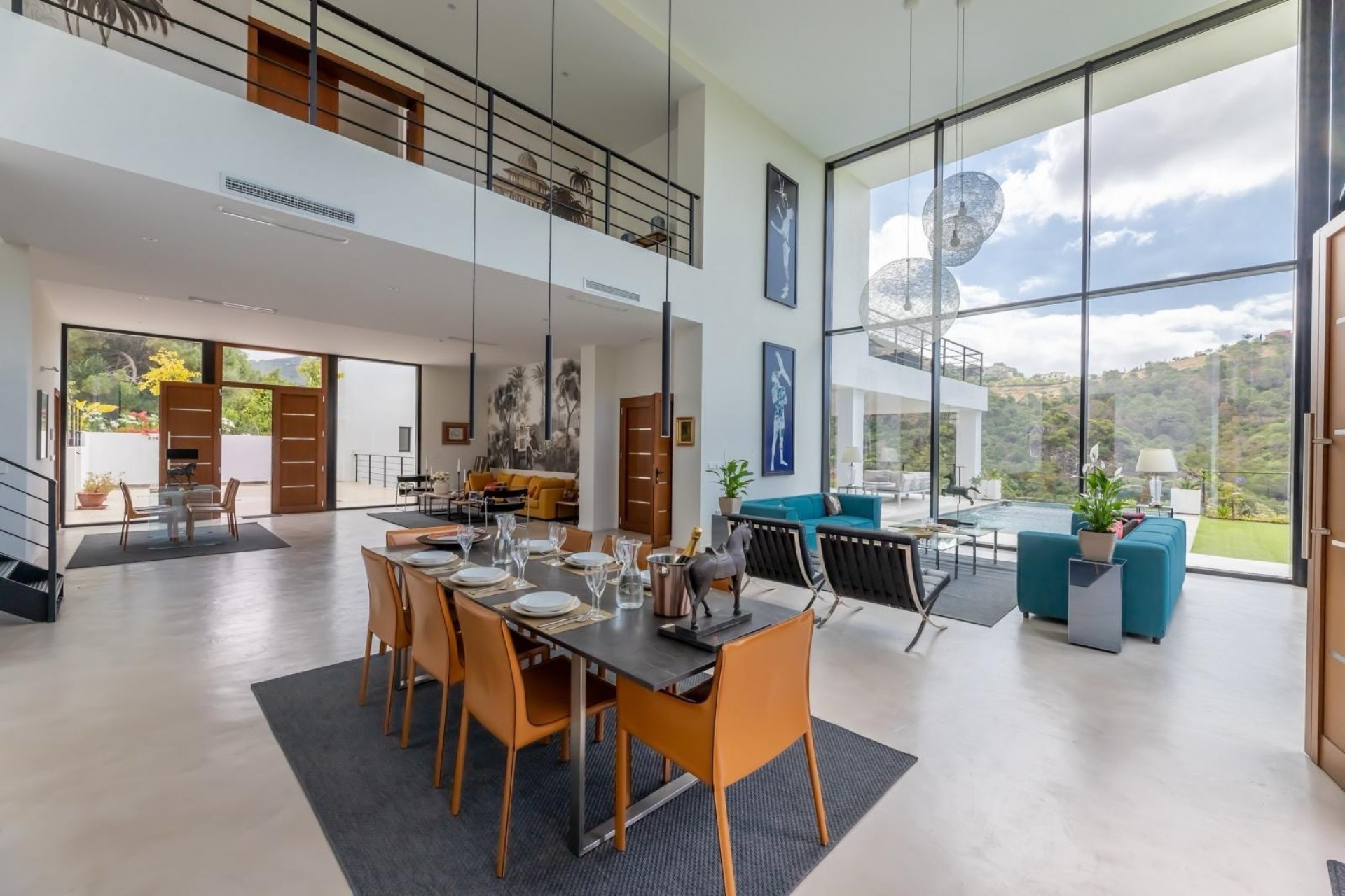 Alquiler a largo plazo - Villa -
Marbella