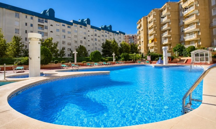 Apartamento - Reventa - Calpe / Calp -
                Zona Pueblo