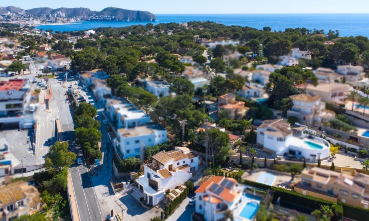 Commercial - Resale - Benissa - Avenida La Marina