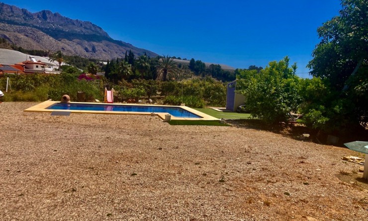 Finca - Herverkoop - Callosa De Ensarrià - Callosa De Ensarrià