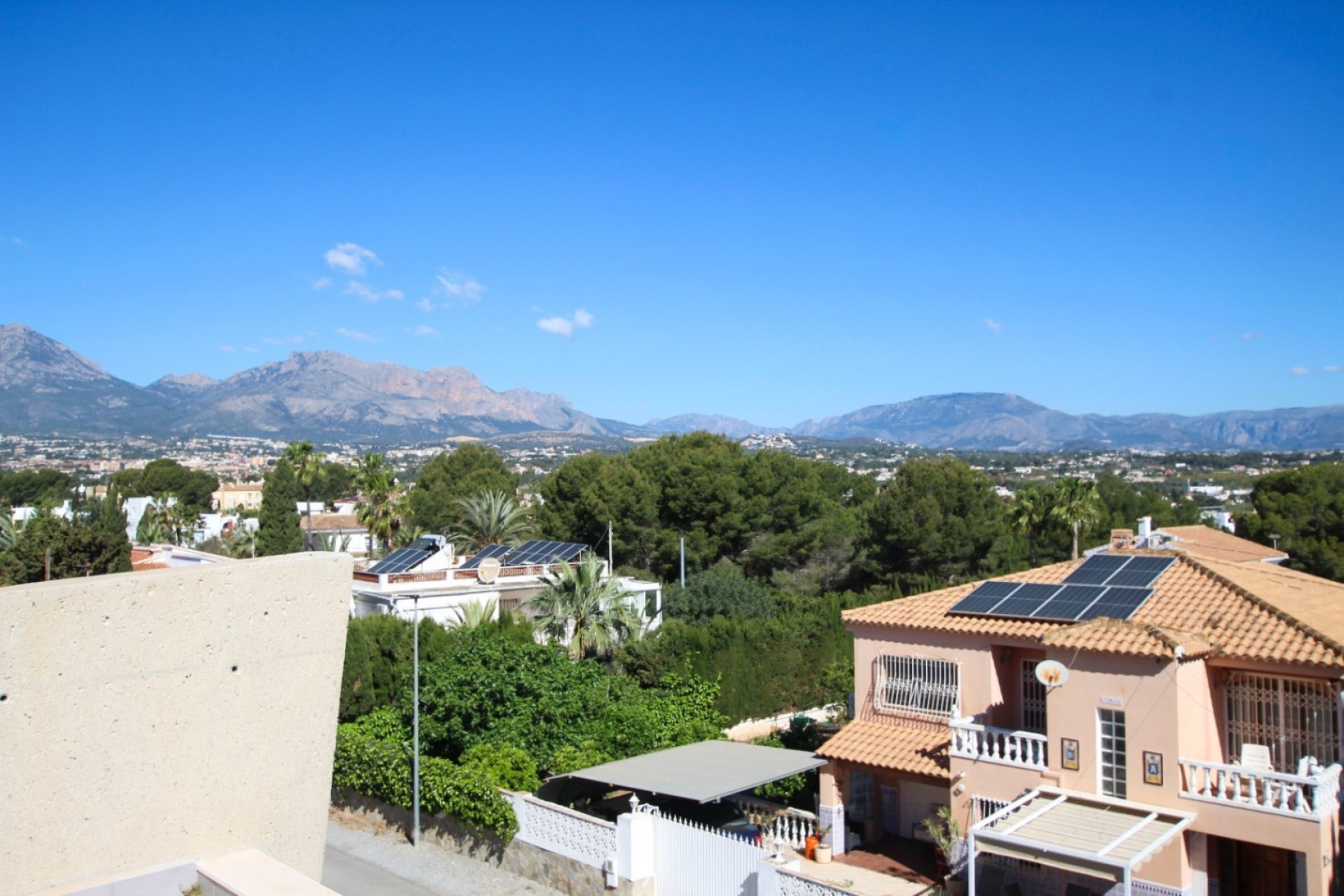 Herverkoop -  -
Alfaz del Pi - Albir