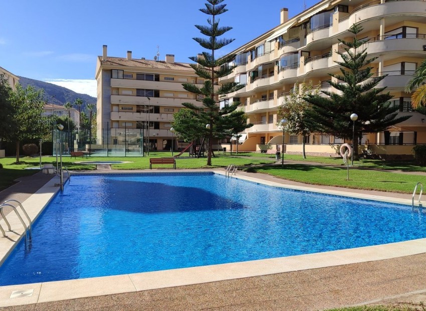 Herverkoop - Appartement -
Albir