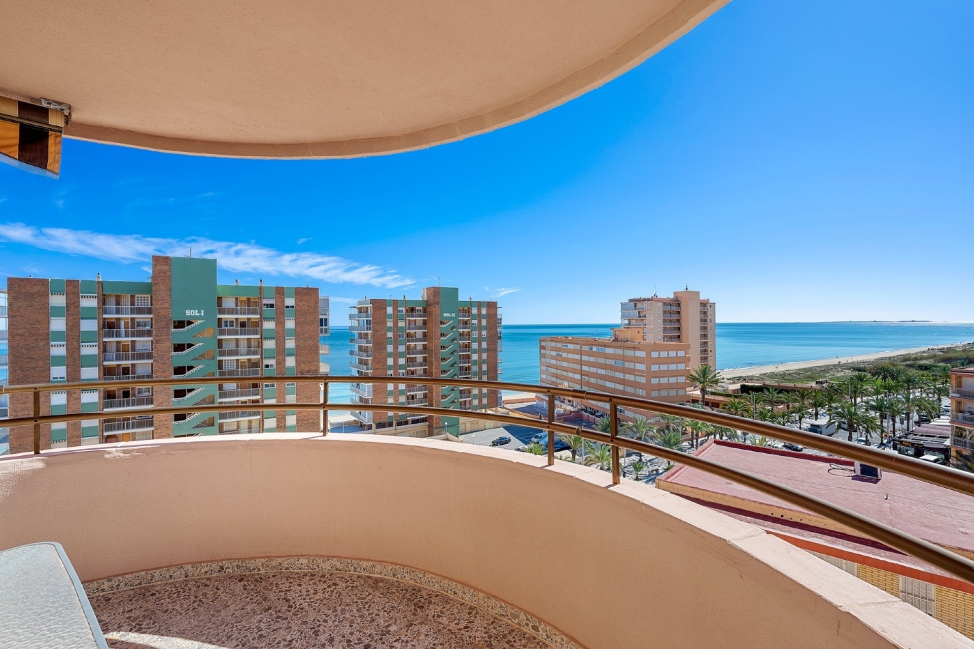 Herverkoop - Appartement -
Arenales del Sol - Segunda linea playa