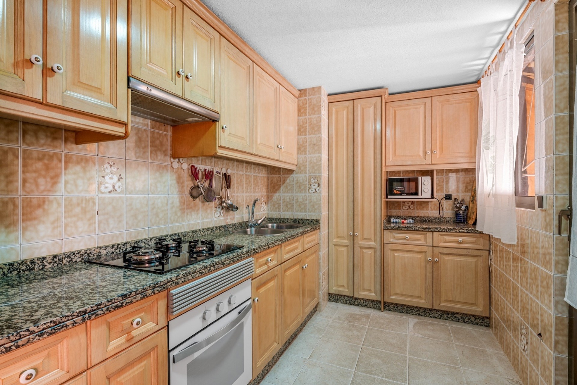 Herverkoop - Appartement -
Arenales del Sol - Segunda linea playa
