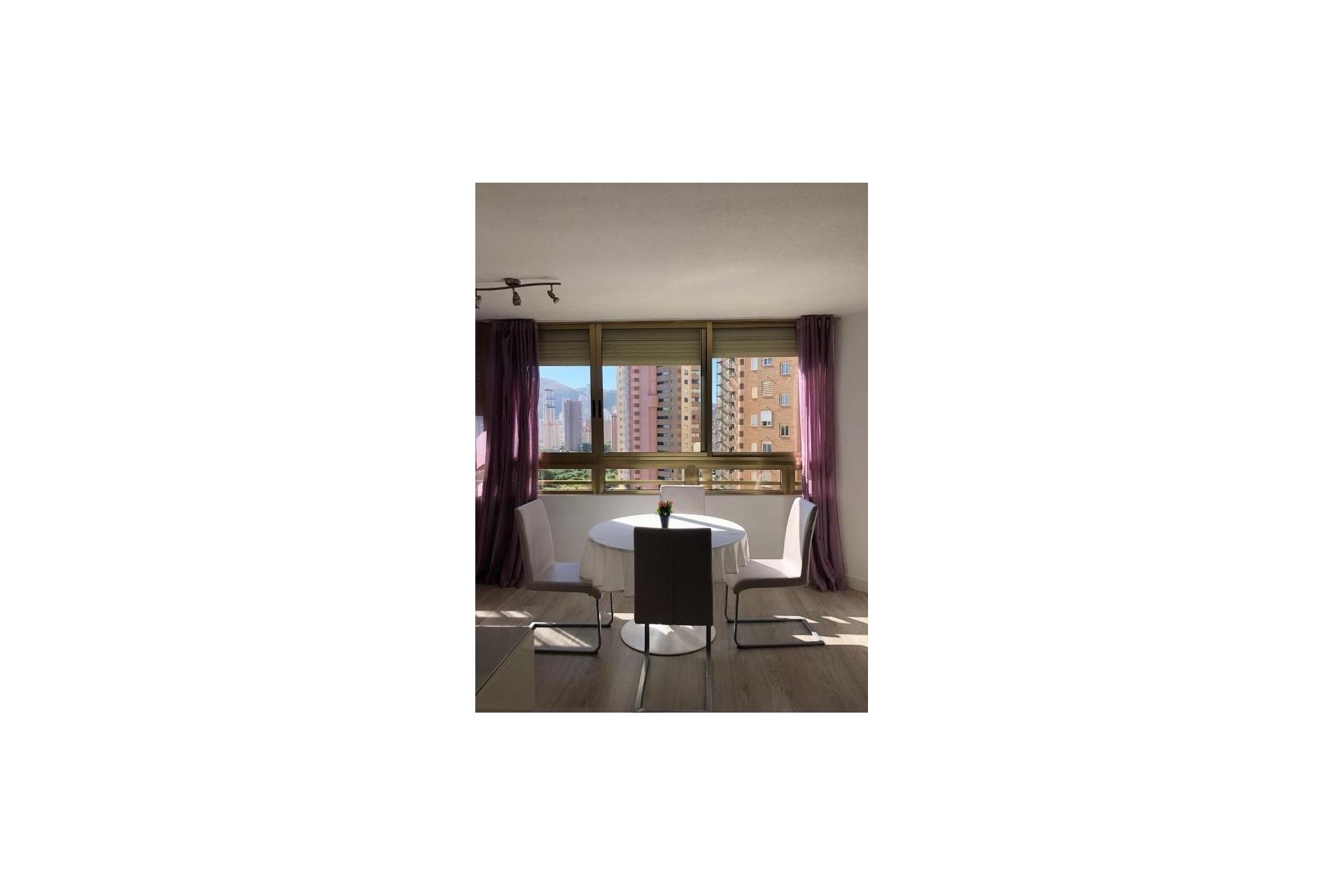 Herverkoop - Appartement -
Benidorm - Levante