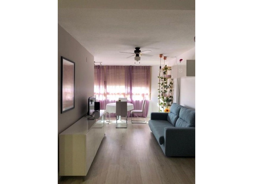 Herverkoop - Appartement -
Benidorm - Levante