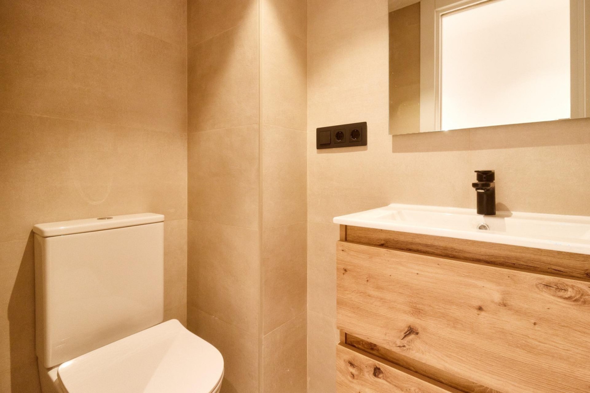 Herverkoop - Appartement -
Fuengirola