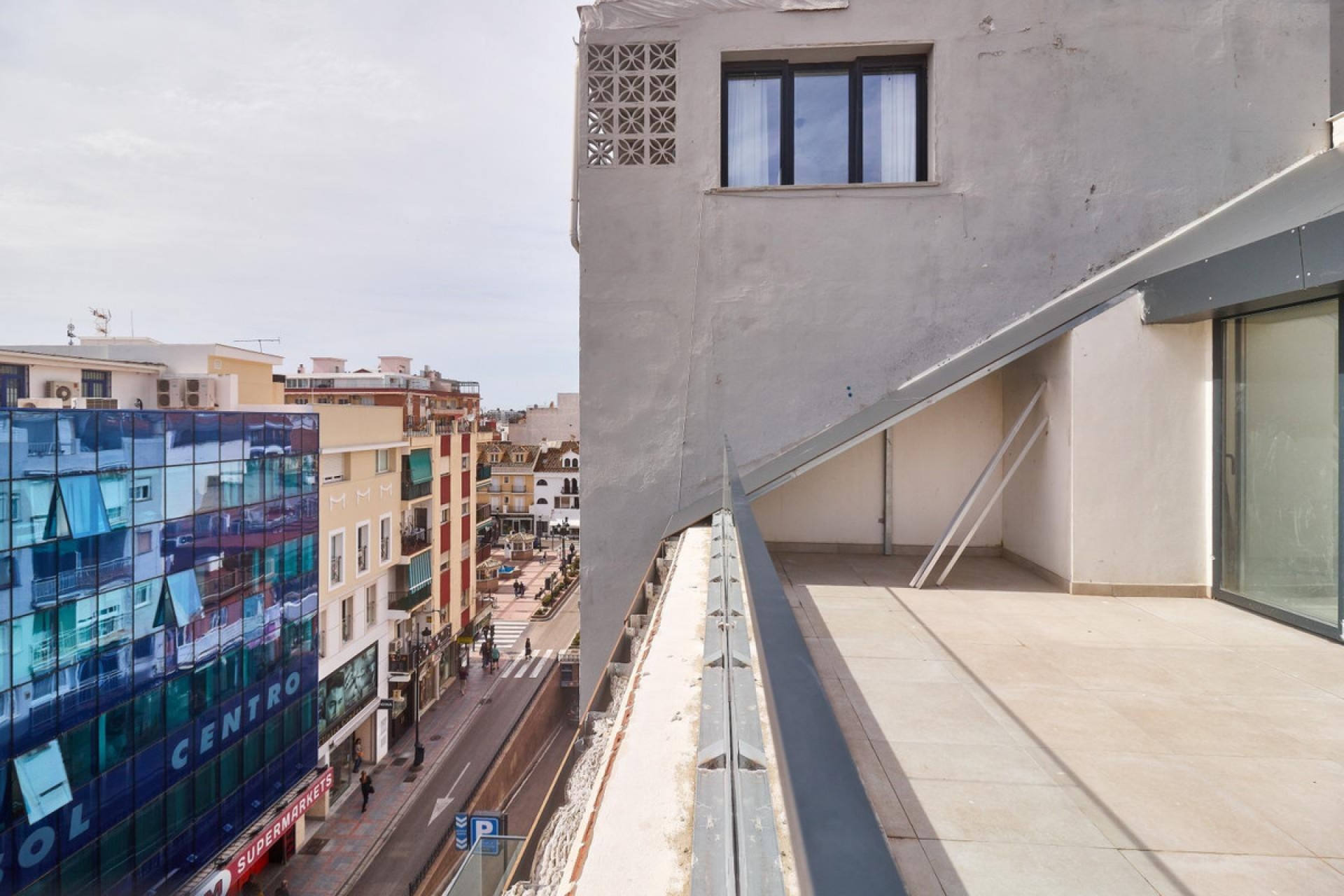 Herverkoop - Appartement -
Fuengirola