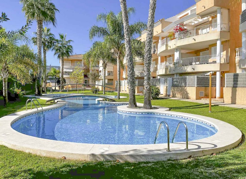 Herverkoop - Appartement -
Jávea - Montanar