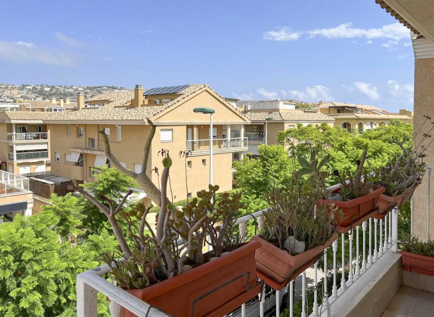 Herverkoop - Appartement -
Jávea - Montanar