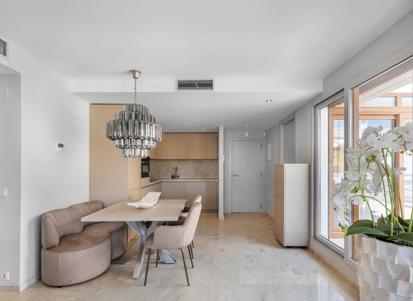 Herverkoop - Appartement -
Torrevieja - Punta Prima