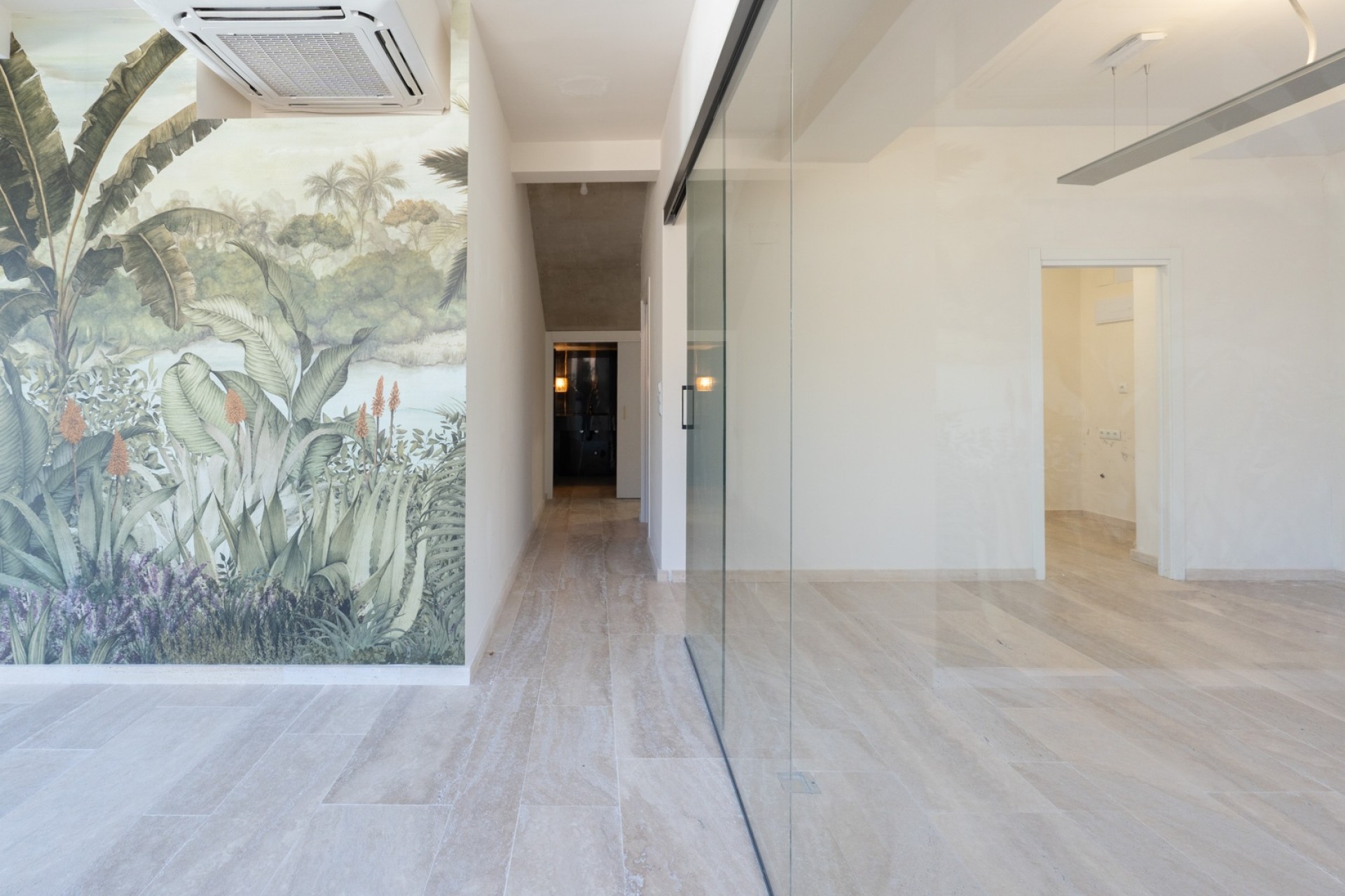 Herverkoop -  -
Benissa - Avenida La Marina