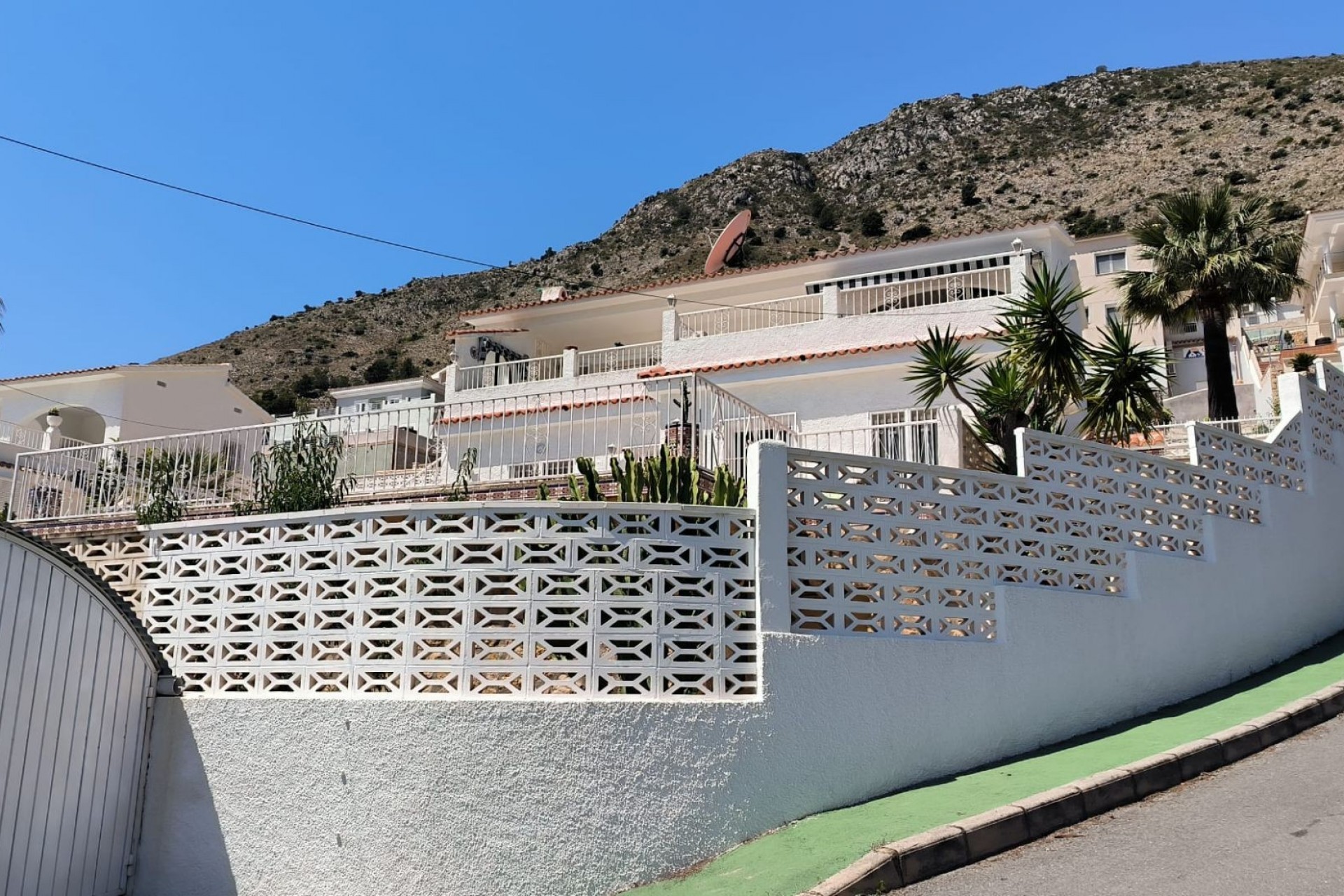 Herverkoop -  -
Callosa De Ensarrià