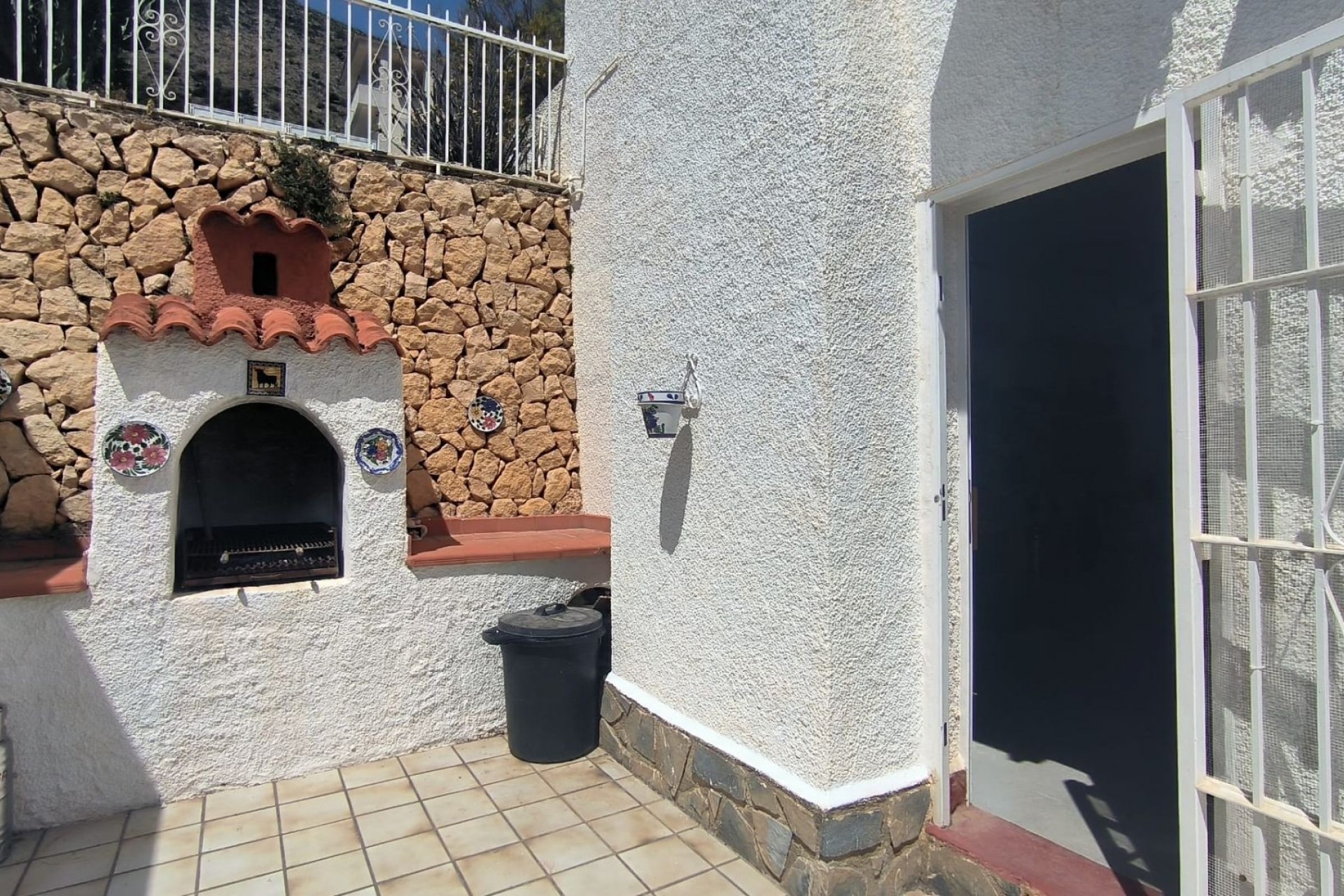 Herverkoop -  -
Callosa De Ensarrià