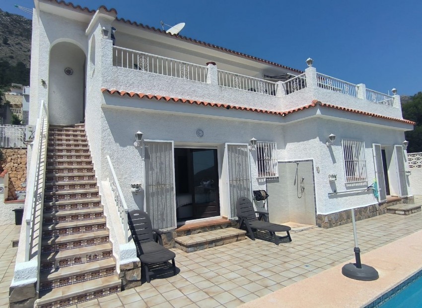 Herverkoop -  -
Callosa De Ensarrià