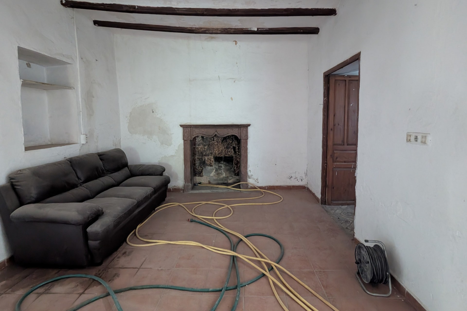 Herverkoop - Finca -
Teulada