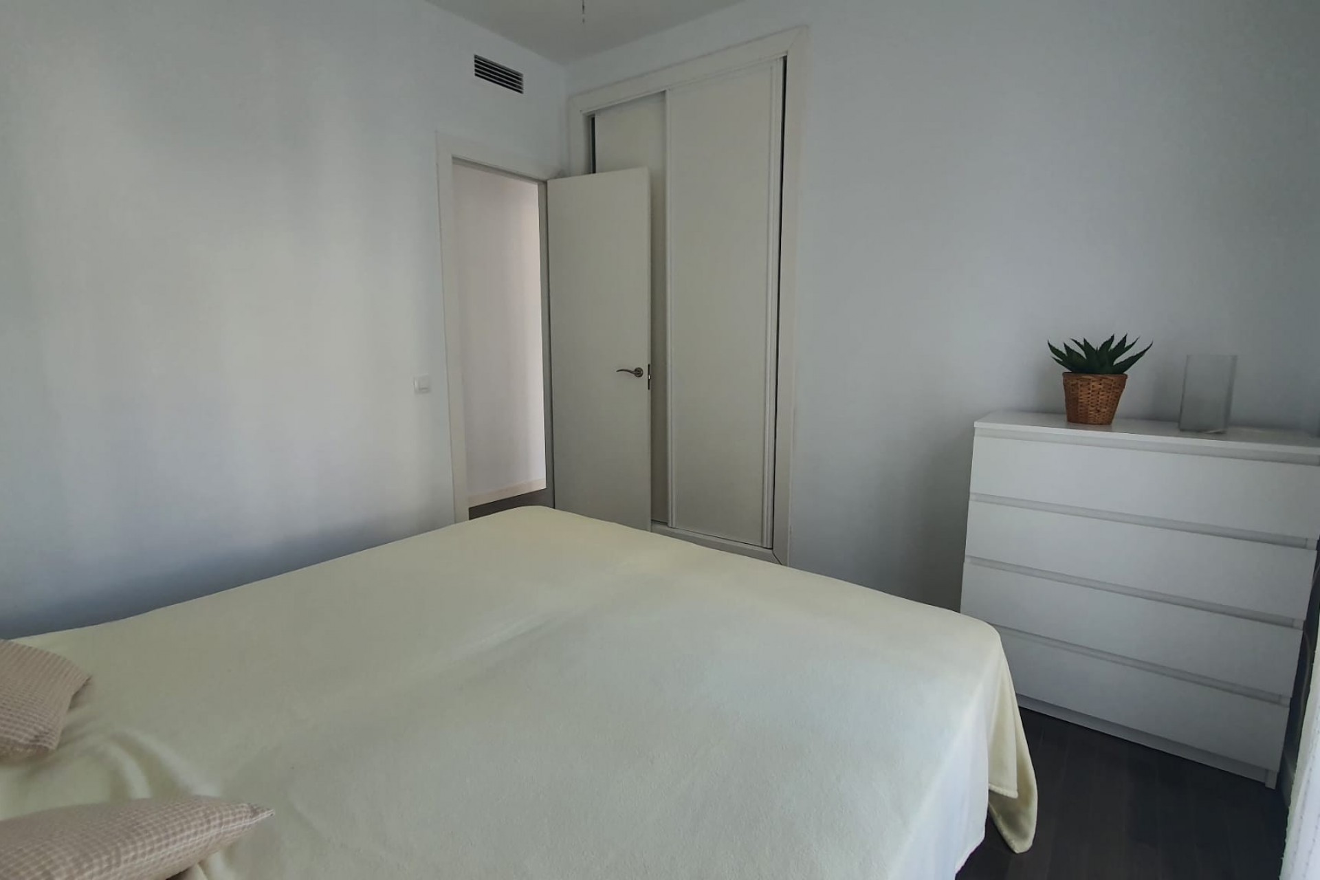 Herverkoop - Herenhuis -
Moraira - Benimeit - Tabaira