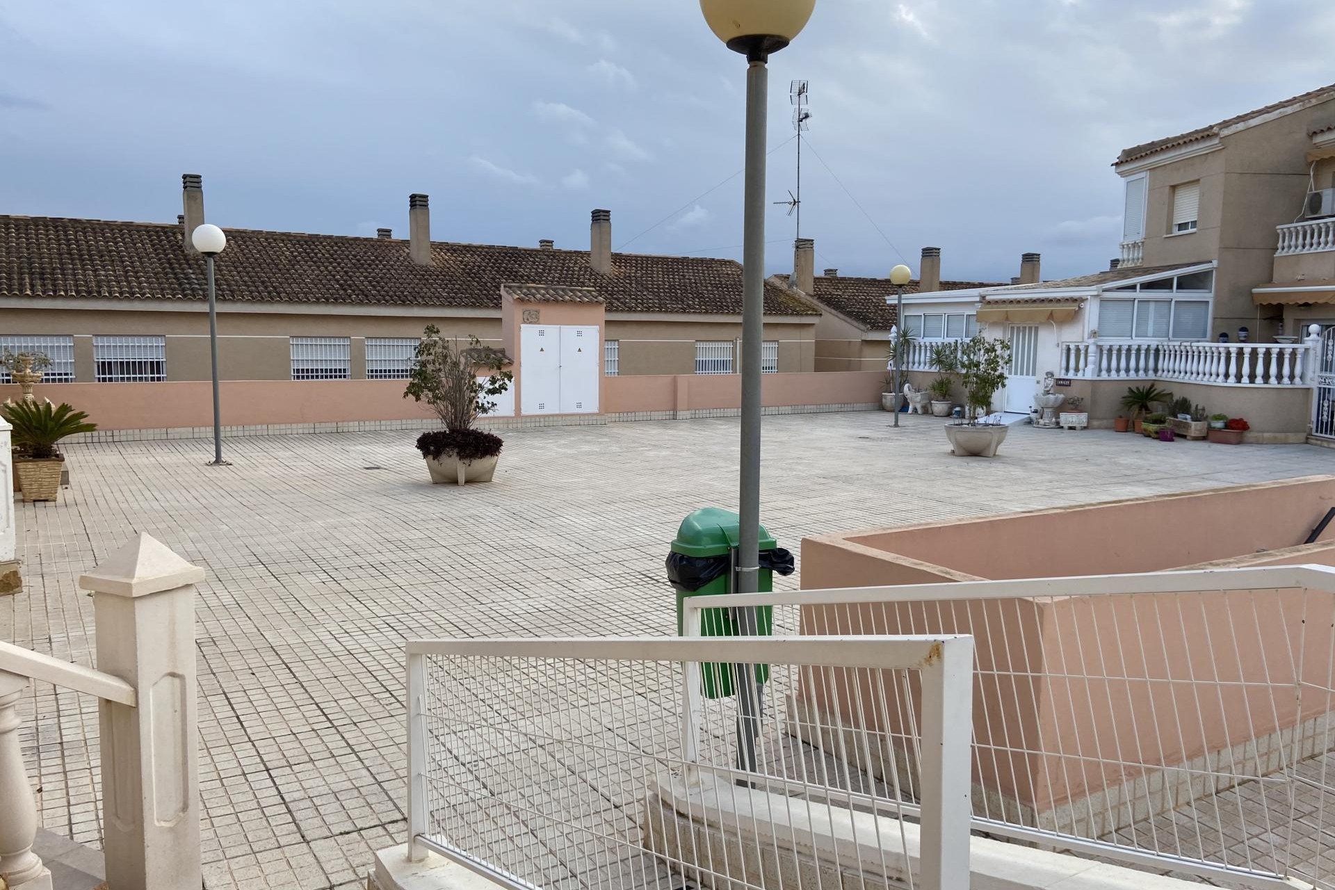 Herverkoop - Herenhuis -
Santa Pola
