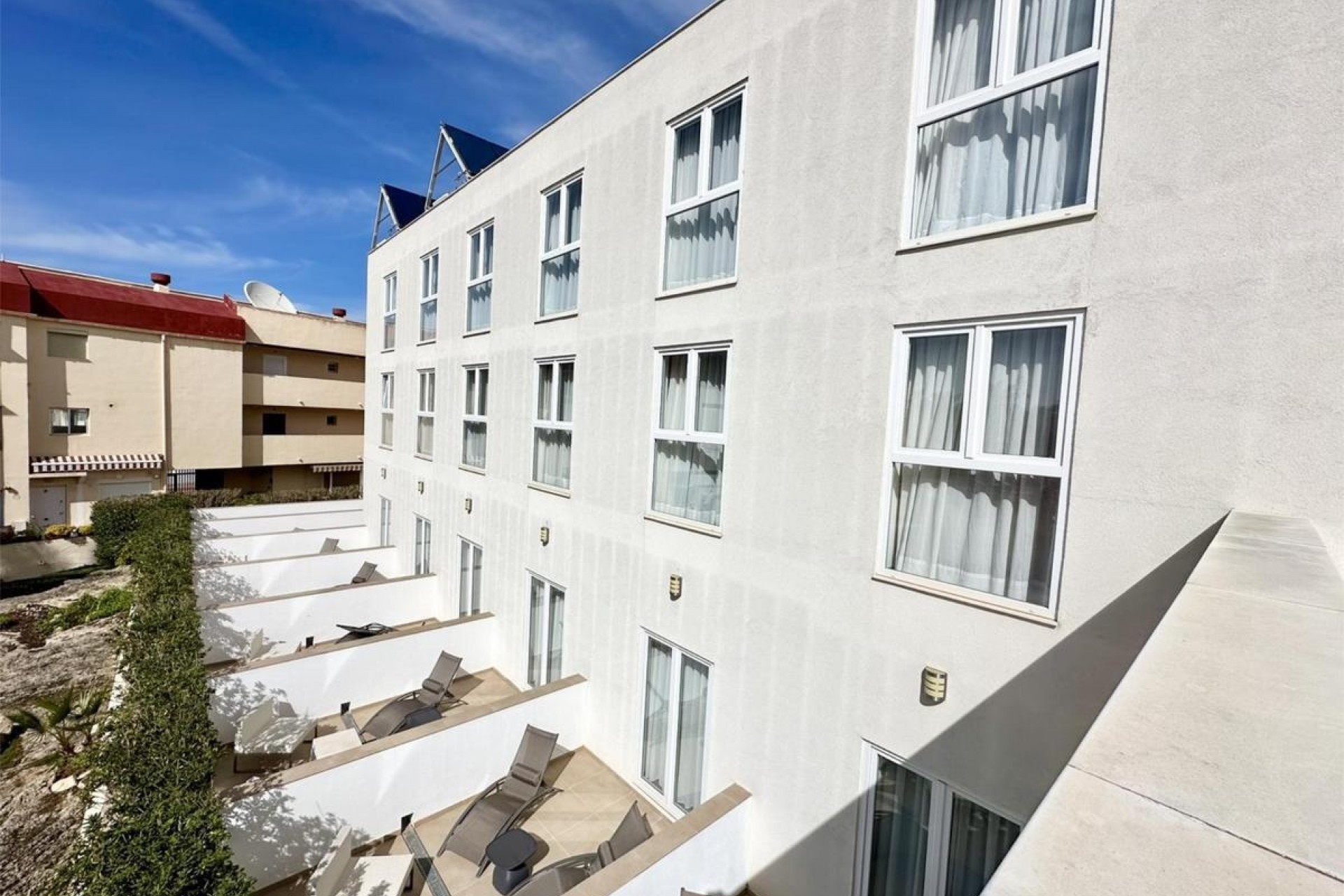Herverkoop - Hotel -
Jávea / Xàbia - Montañar - El Arenal