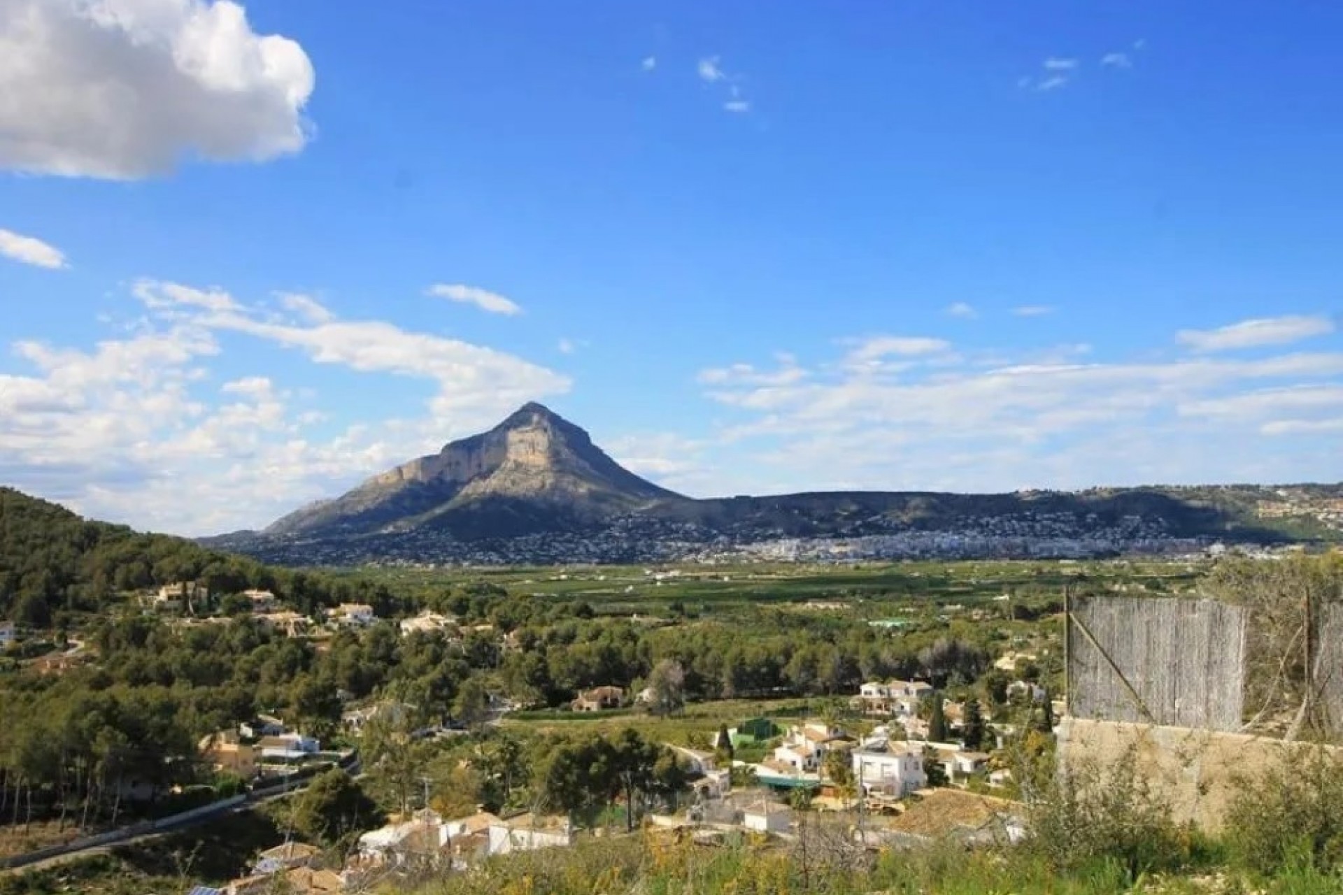 Herverkoop -  -
Jávea - Adsubia