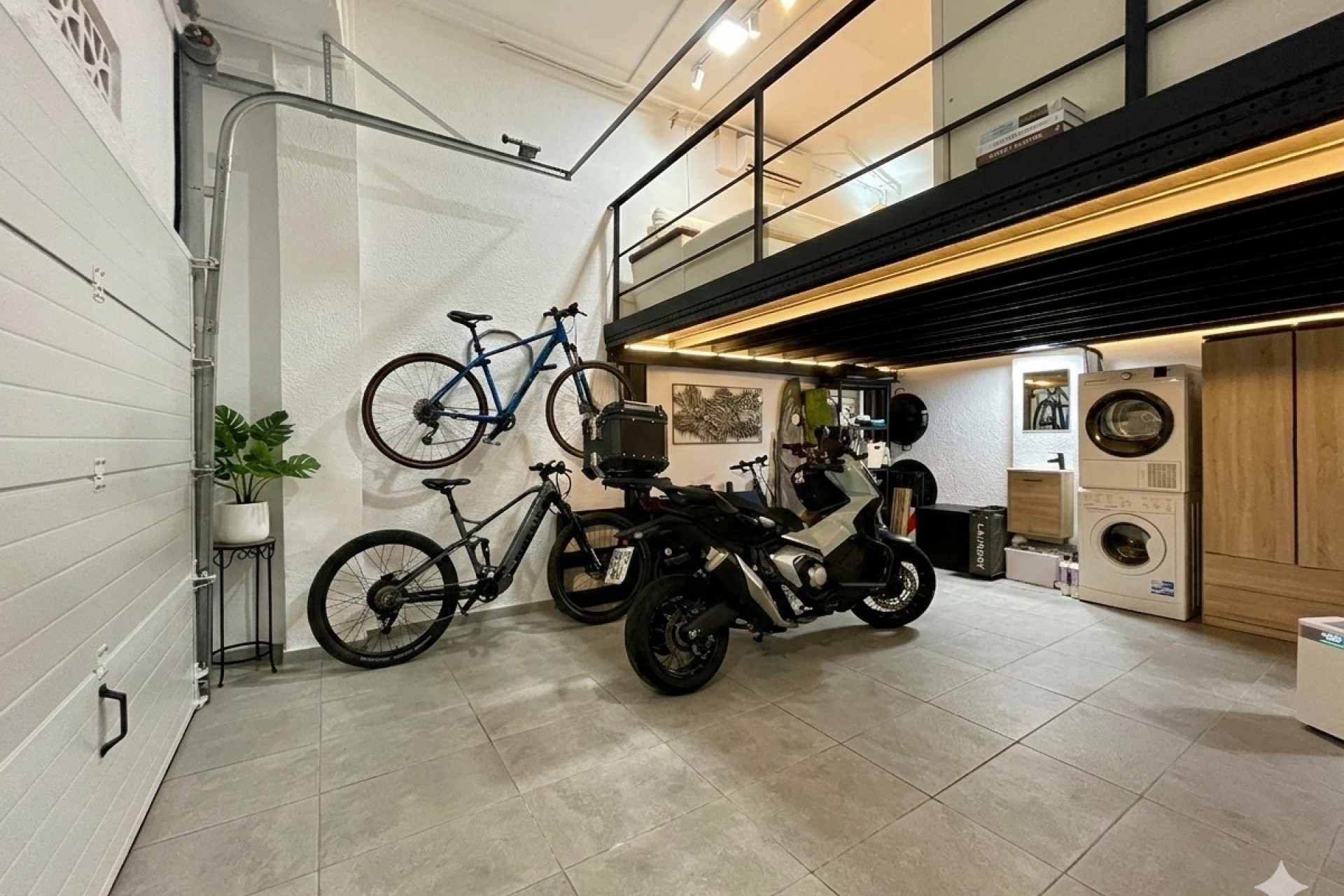 Herverkoop -  -
Jávea / Xàbia - Montañar - El Arenal