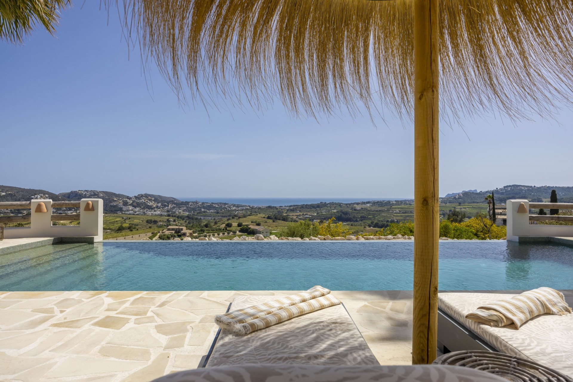 Herverkoop -  -
Moraira - Benimeit - Tabaira