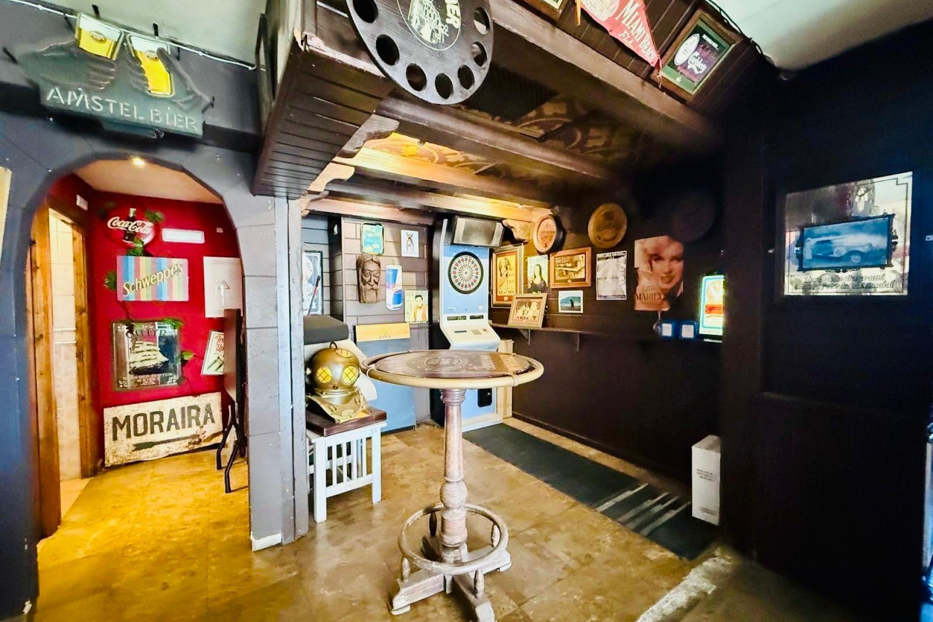 Herverkoop -  -
Moraira - Casco Urbano