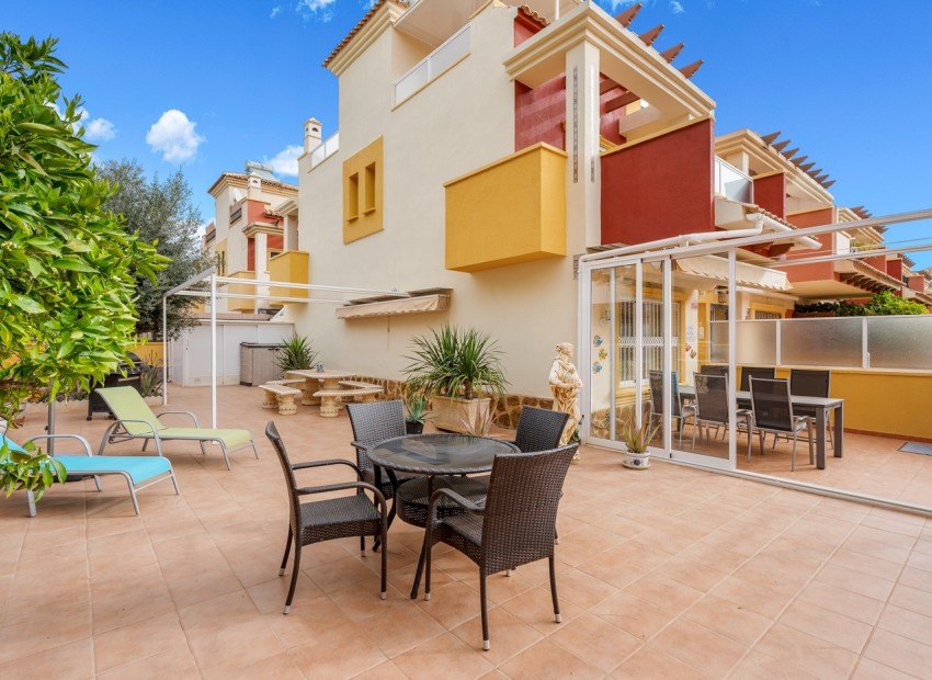 Herverkoop -  -
Orihuela Costa - Villamartín
