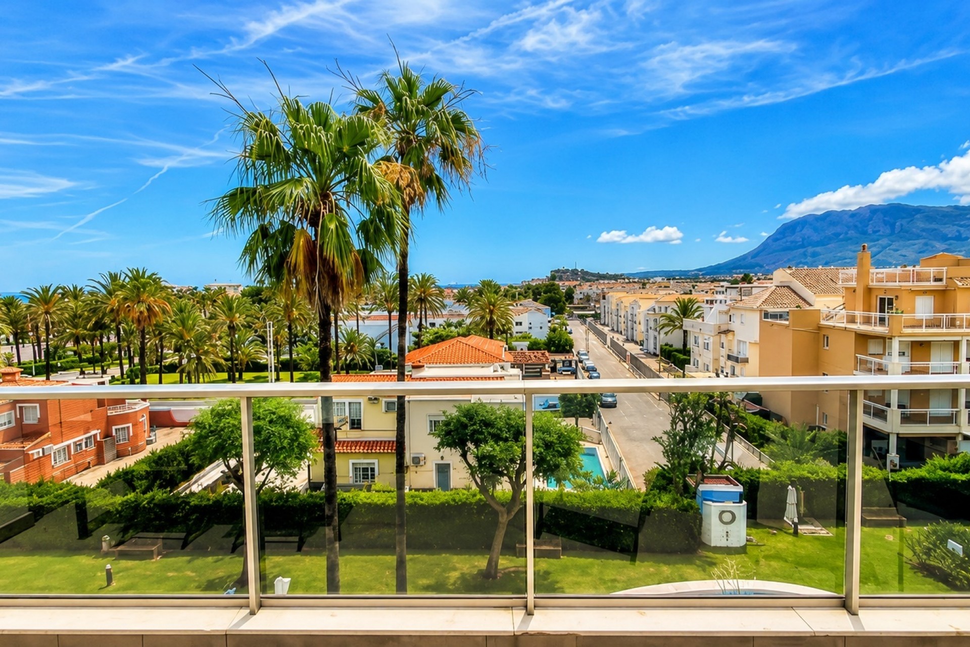 Herverkoop - Penthouse -
Denia - Las Marinas / Les Marines