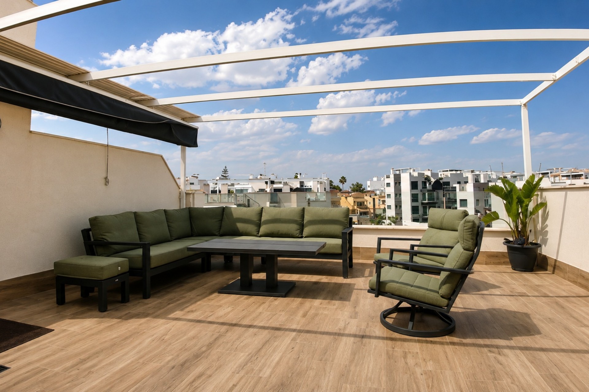 Herverkoop - Penthouse -
ORIHUELA COSTA - VILLAMARTÍN