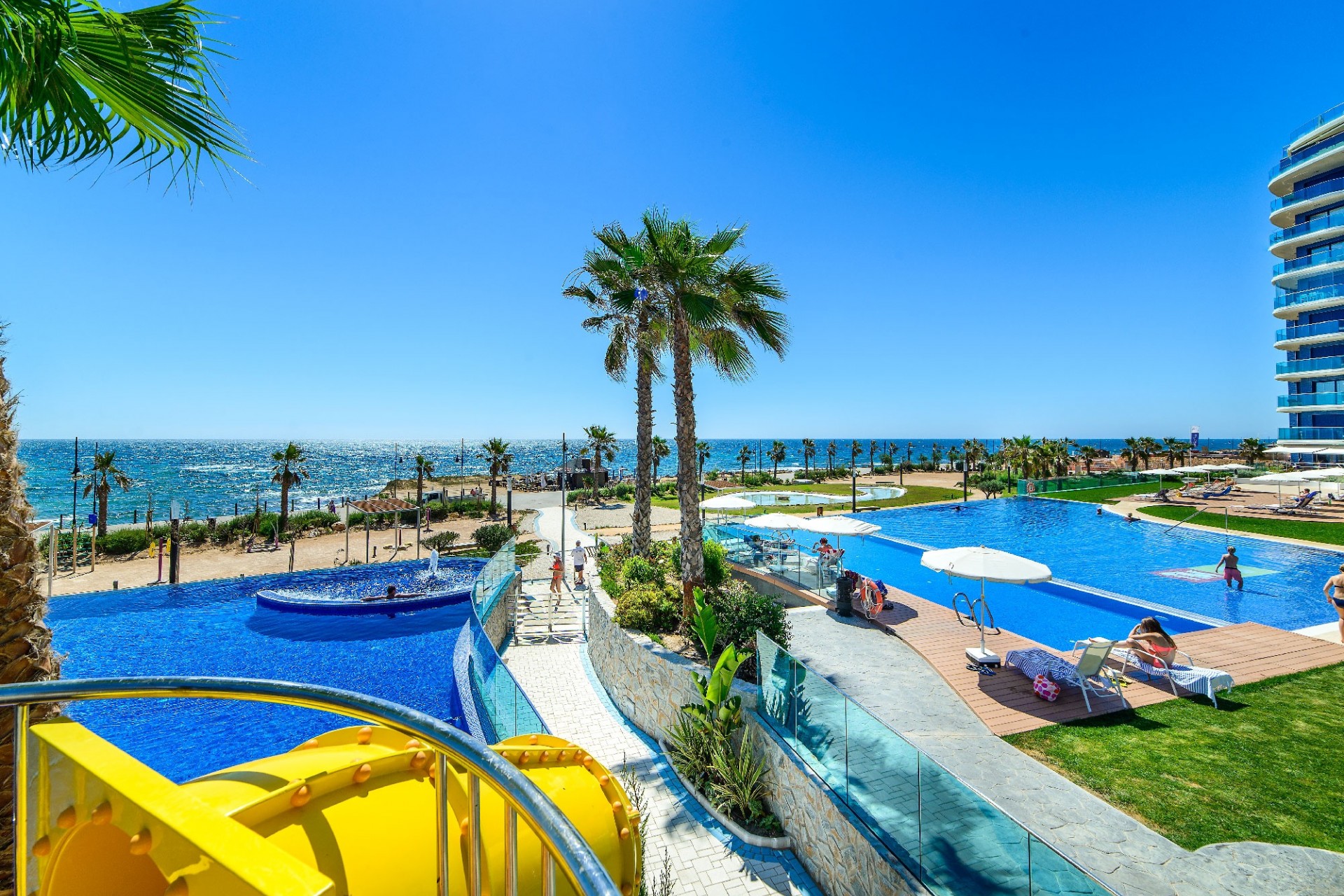 Herverkoop - Penthouse -
Torrevieja - Punta Prima