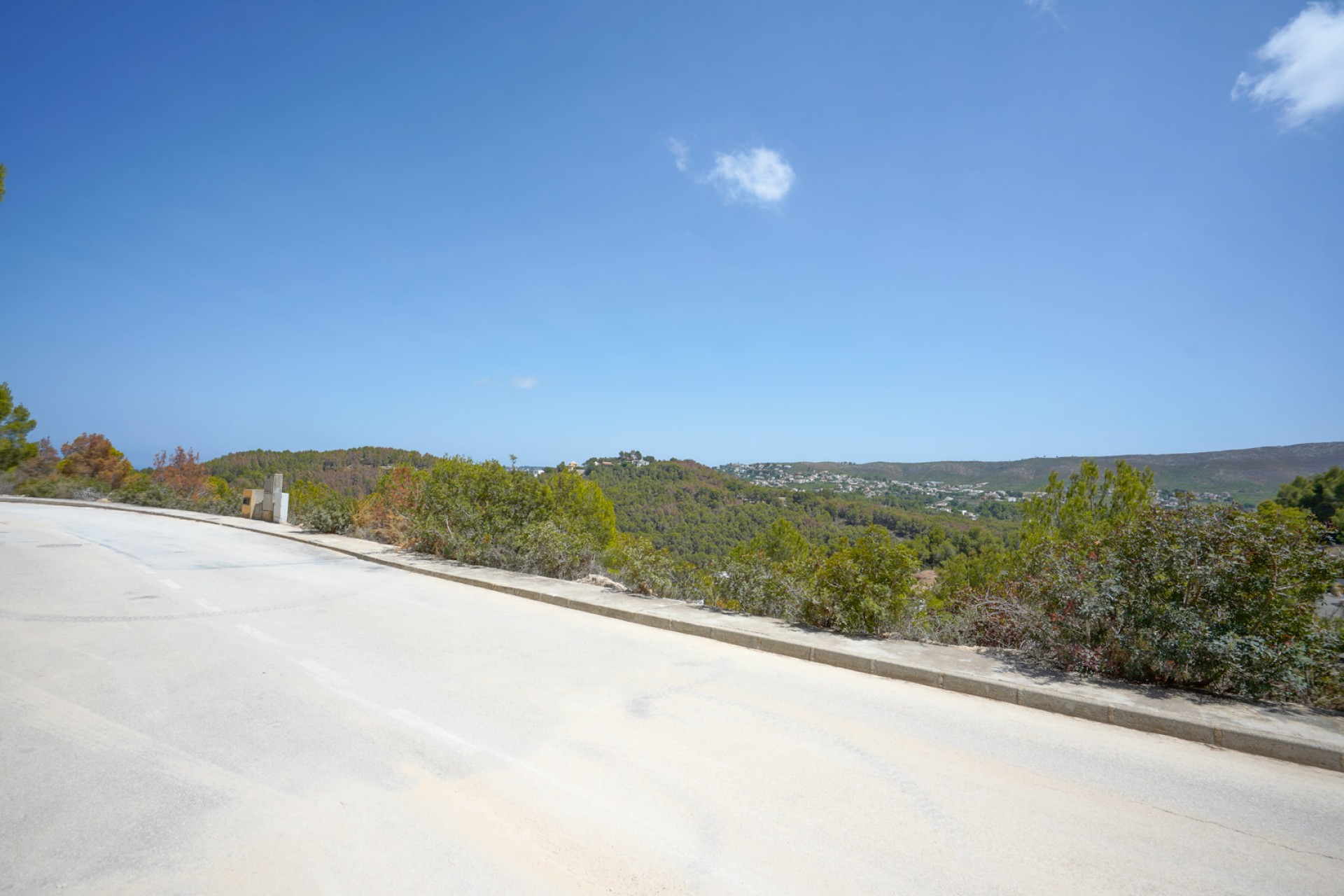 Herverkoop - Plot -
Jávea - Tosalet 5