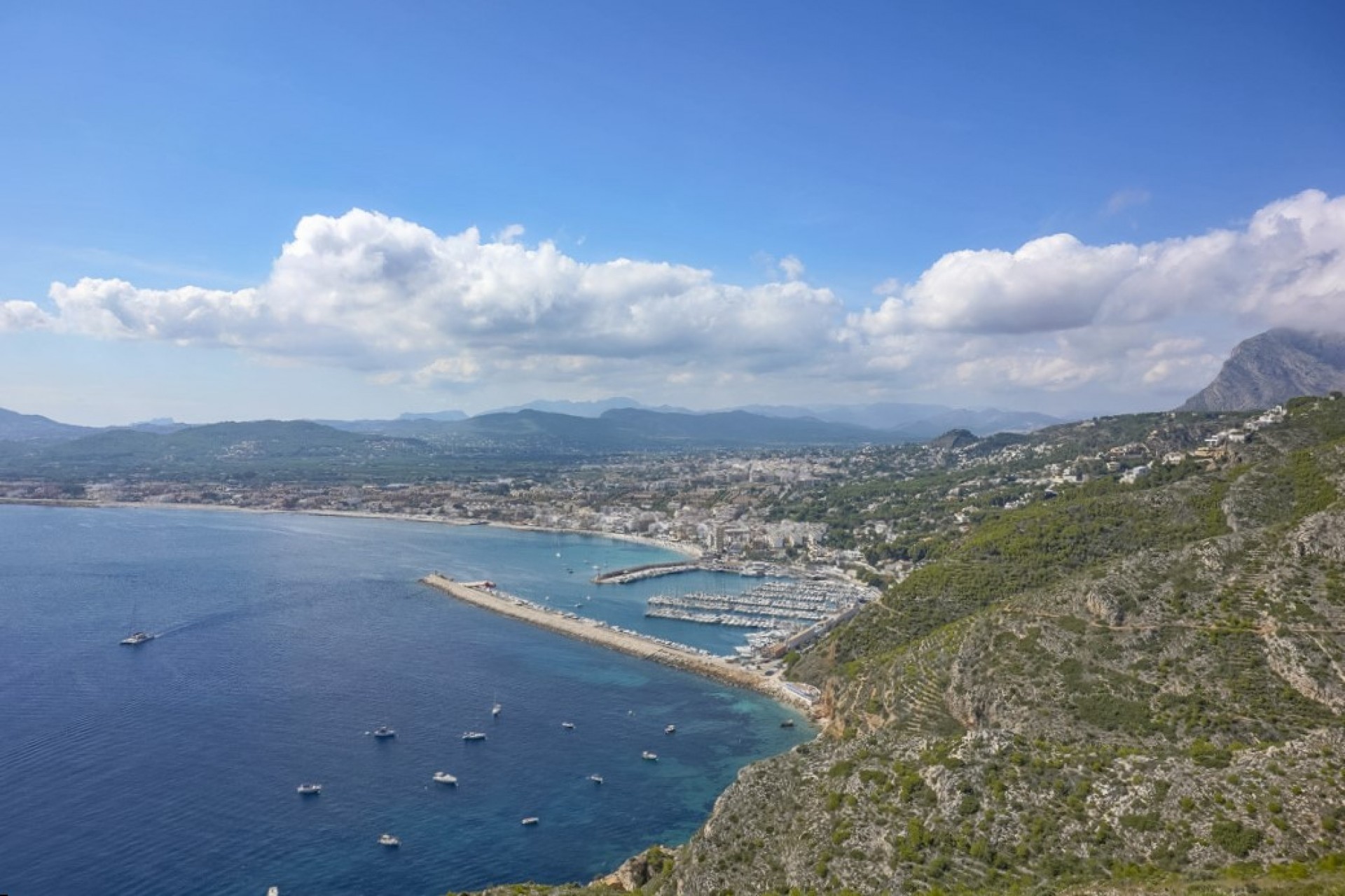 Herverkoop - Plot -
Jávea - Valls