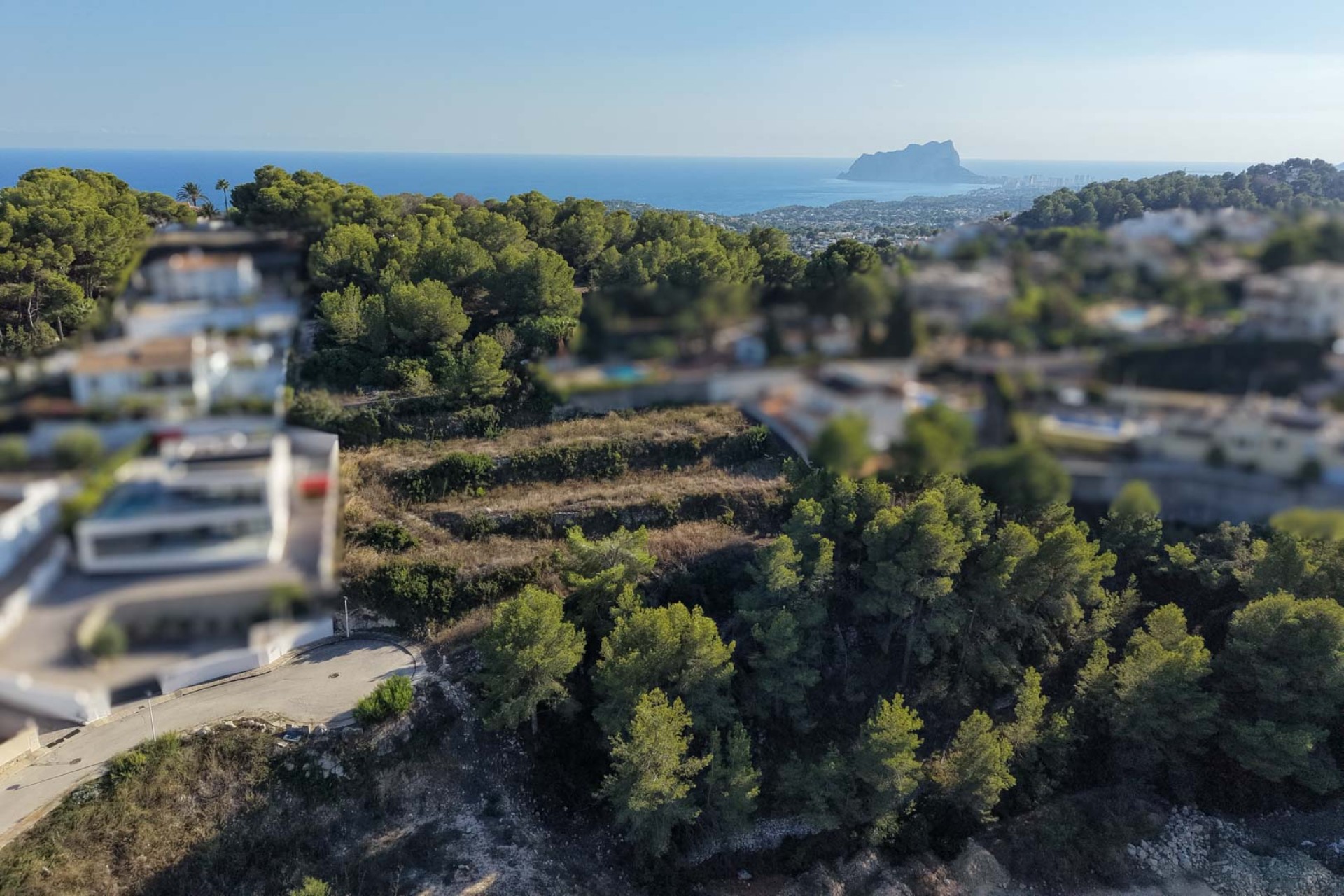 Herverkoop - Plot -
Moraira - Benimeit
