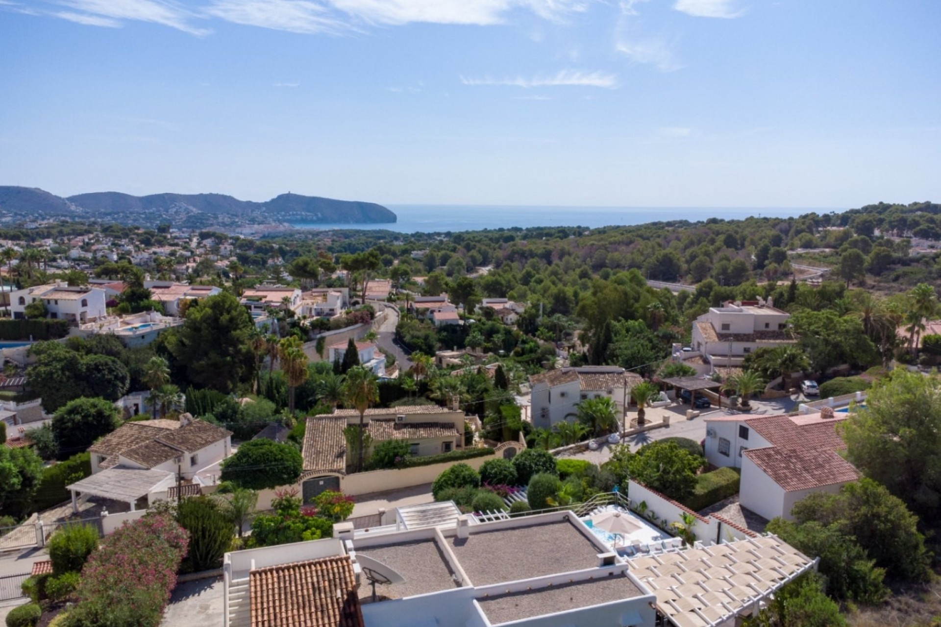 Herverkoop - Plot -
Moraira - Benimeit