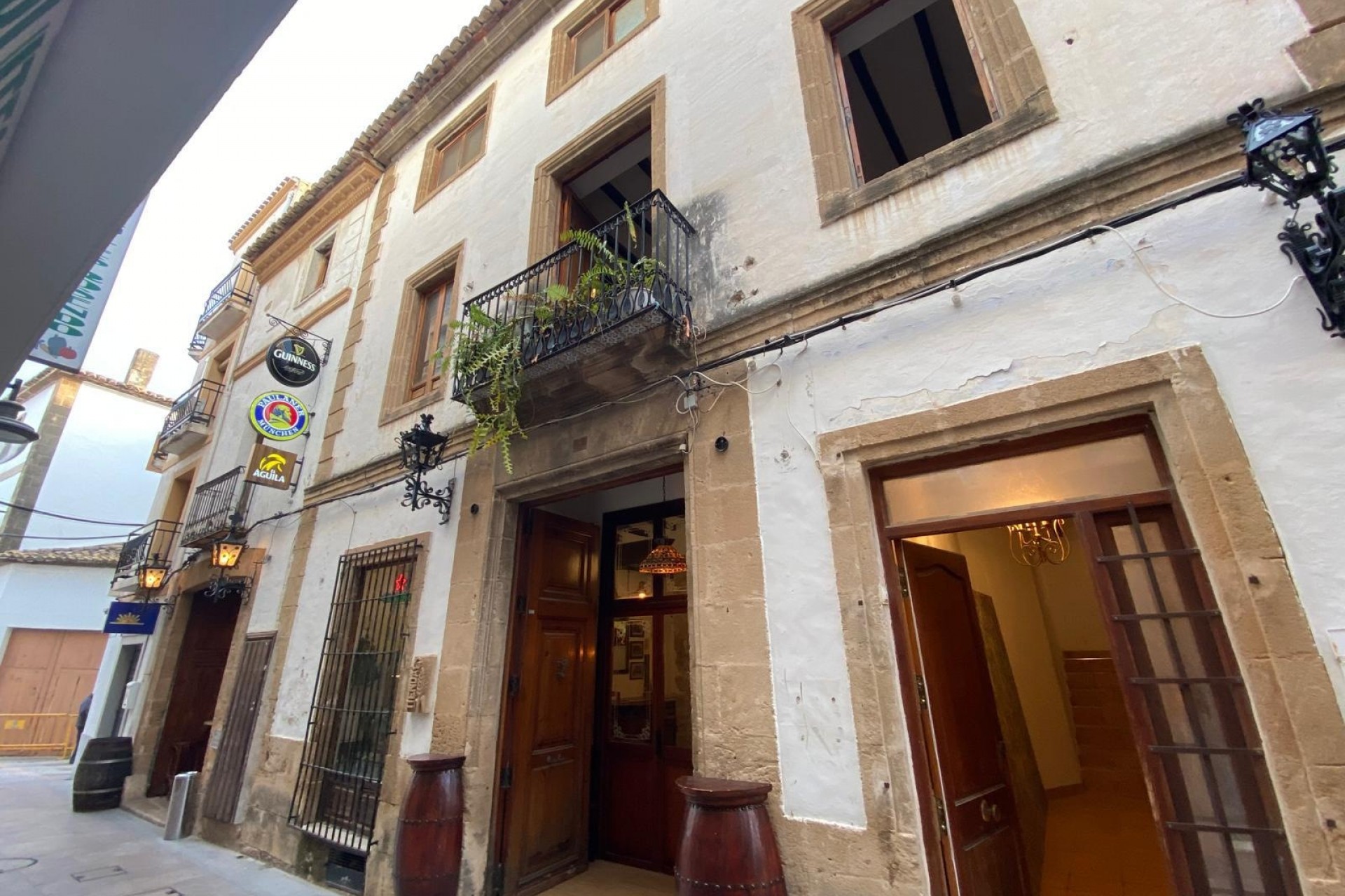 Herverkoop - Reclame -
Jávea / Xàbia - Centro ciudad