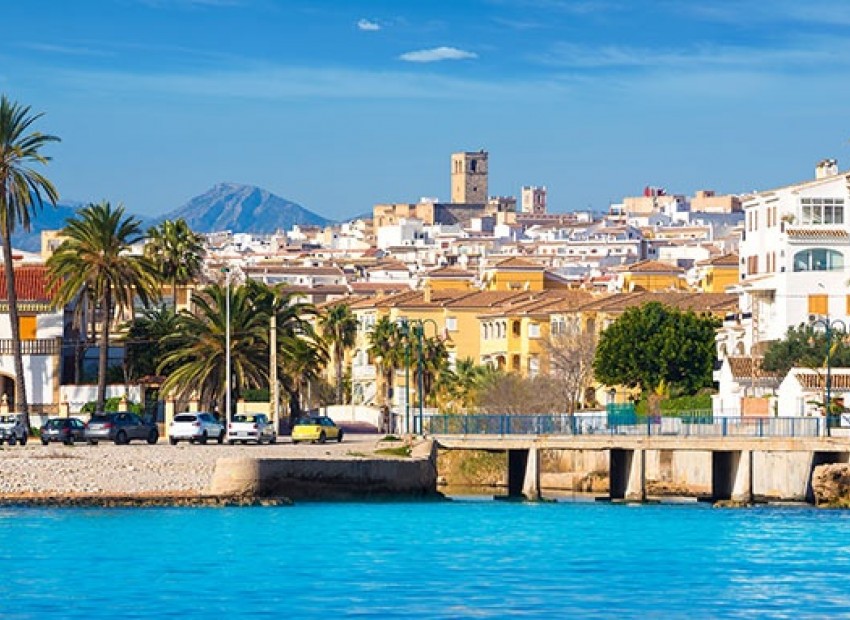 Herverkoop - Stedelijke bouwgrond -
Jávea / Xàbia - Centro ciudad