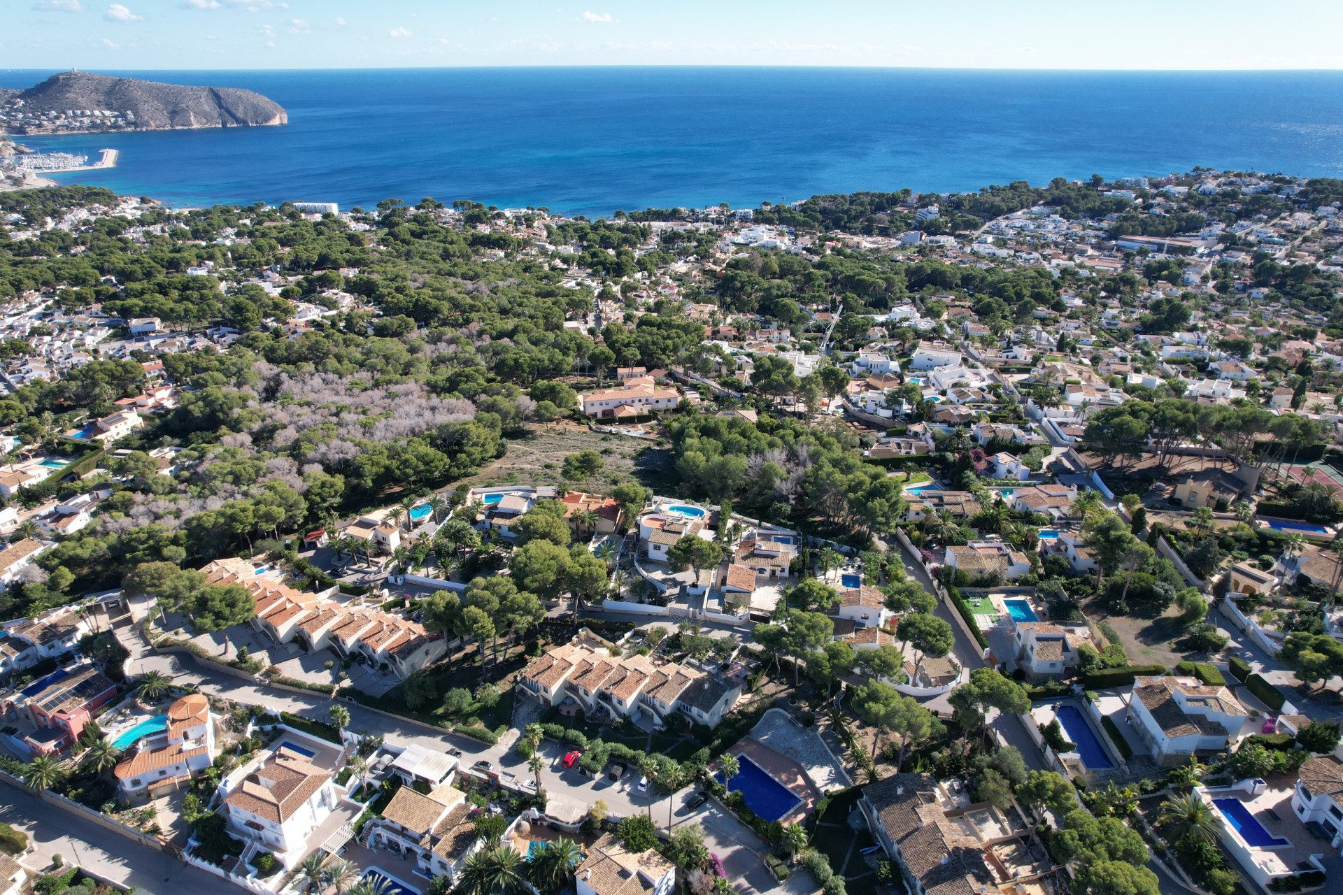 Herverkoop - Stedelijke bouwgrond -
Moraira - Pinar del Advocat - Cometa
