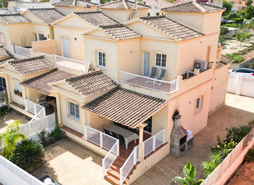 Herverkoop - twee-onder-een-kapvilla -
Calpe - Casanova