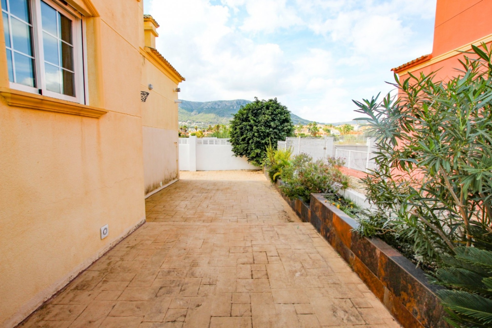 Herverkoop - twee-onder-een-kapvilla -
Calpe - Casanova
