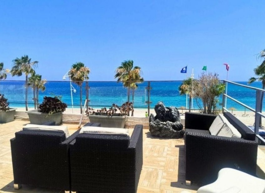 Herverkoop - Villa -
Albir - Center