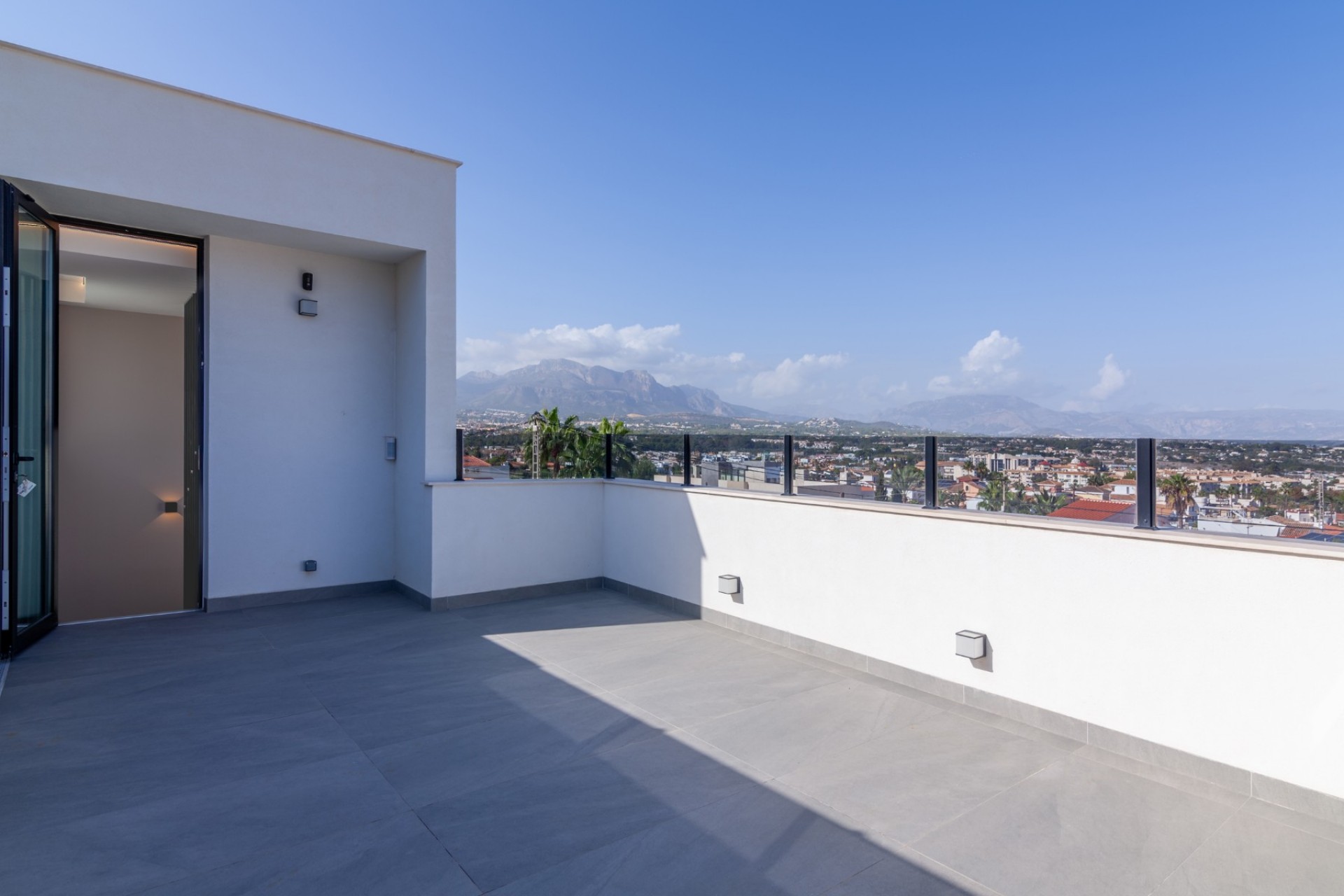 Herverkoop - Villa -
Albir - Centre