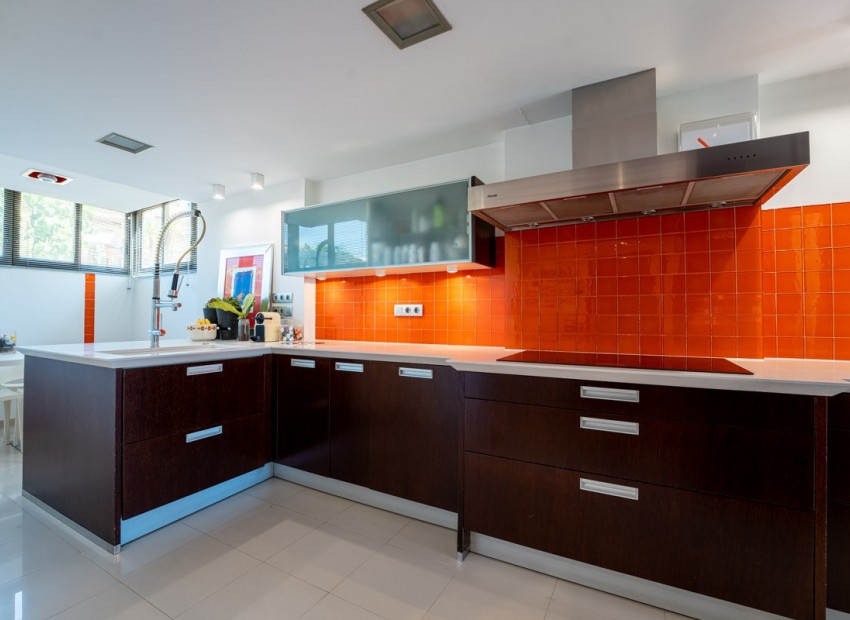 Herverkoop - Villa -
Alicante - Alicante Golf