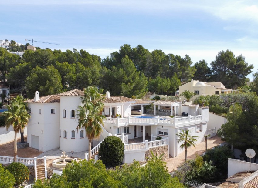 Herverkoop - Villa -
Altea - Alhama Springs