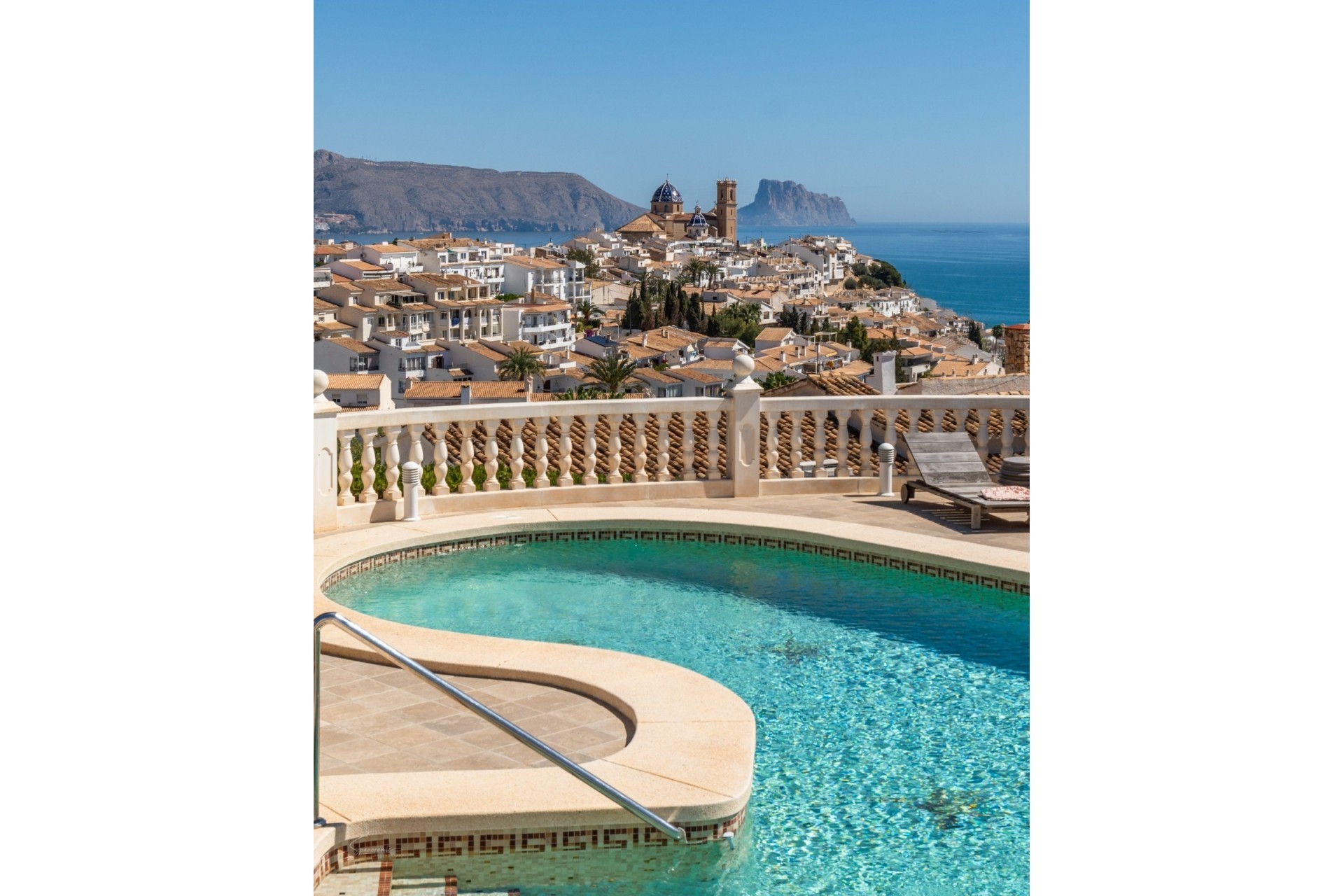 Herverkoop - Villa -
Altea - Altea ciudad